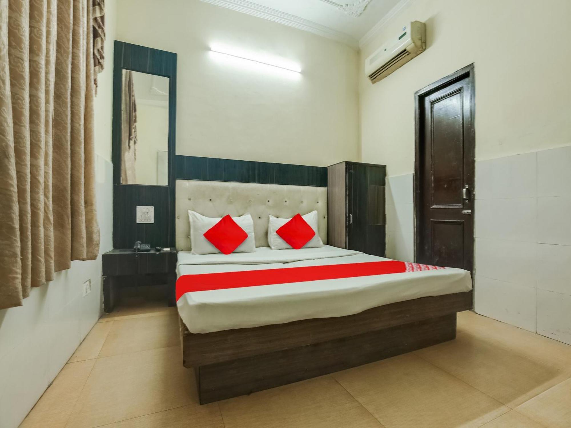 Oyo Hotel Shagun Chandīgarh Dış mekan fotoğraf