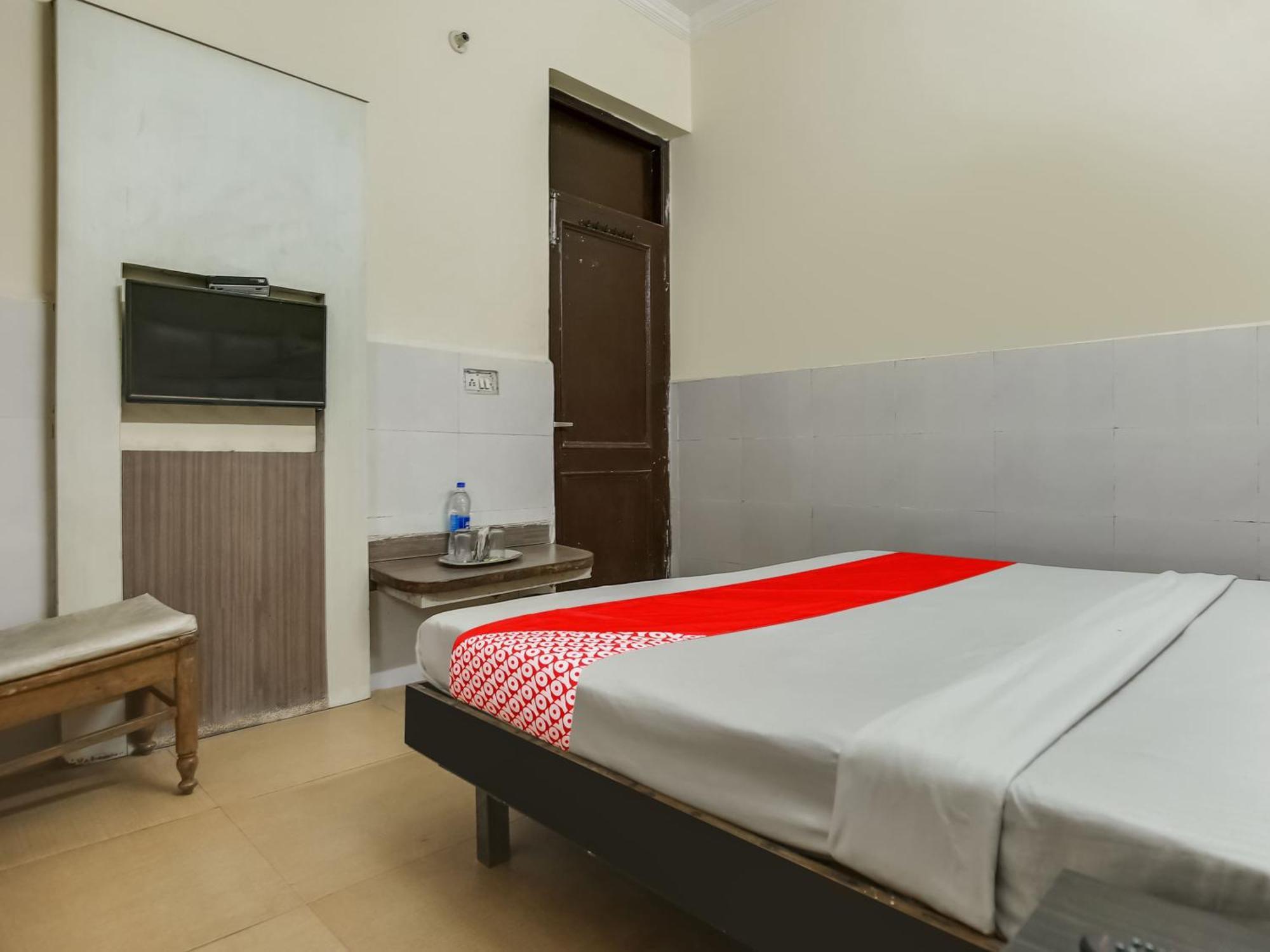 Oyo Hotel Shagun Chandīgarh Dış mekan fotoğraf